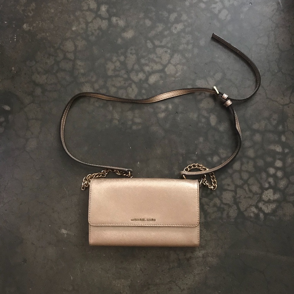 MUST GO! MICHAEL KORS small crossbody purse